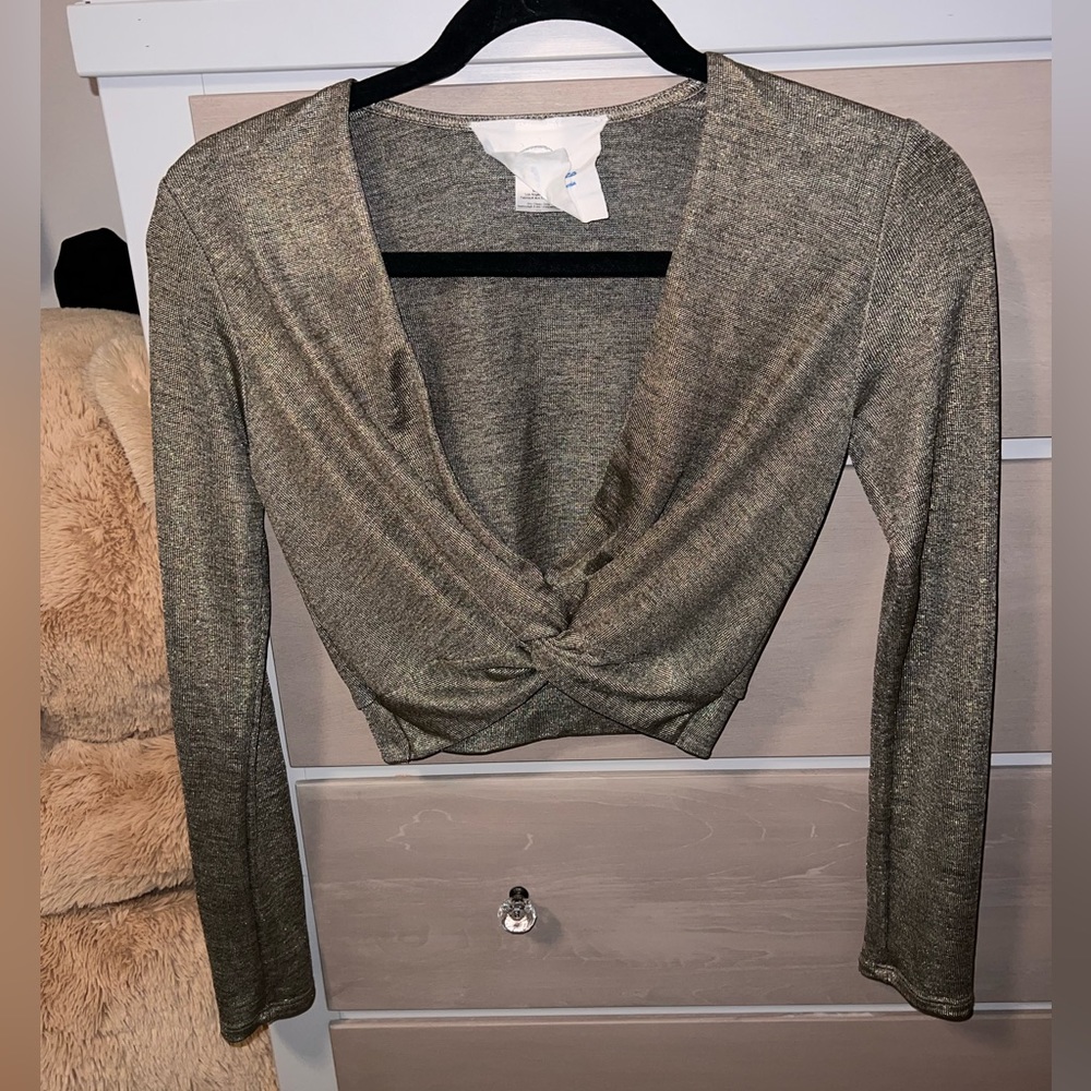 Cute gold top